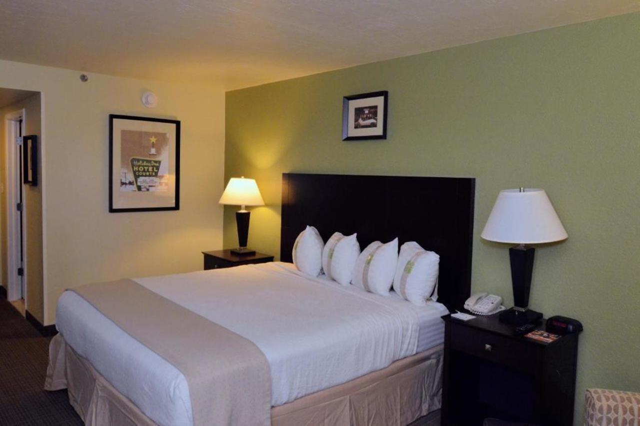 Holiday Inn - Fort Myers - Downtown Area By Ihg Bagian luar foto