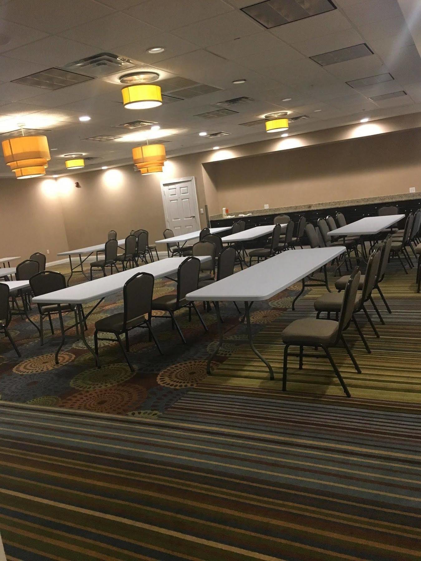 Holiday Inn - Fort Myers - Downtown Area By Ihg Bagian luar foto