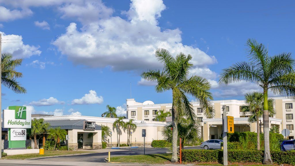 Holiday Inn - Fort Myers - Downtown Area By Ihg Bagian luar foto